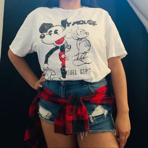 Disney Mickey shirt vintage vibe